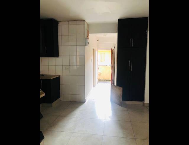 BEDROOM APARTMENT FOR SALE IN SOUTH BEACH
